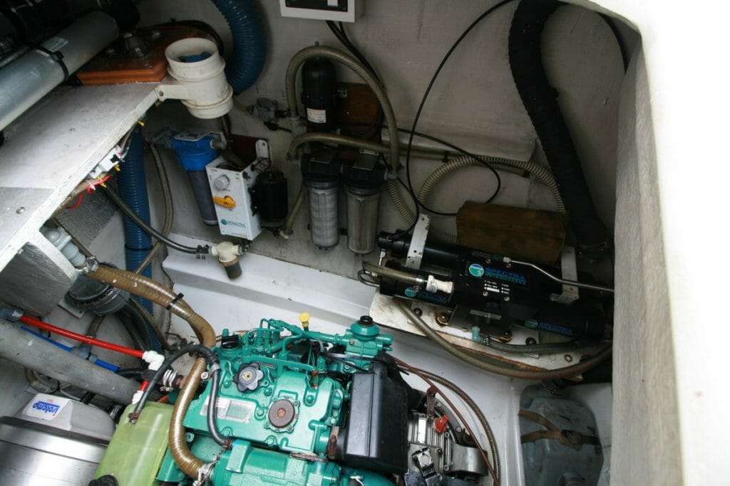 CAT41-0122ee