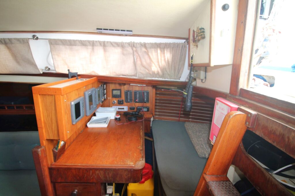 MON30-0551i
