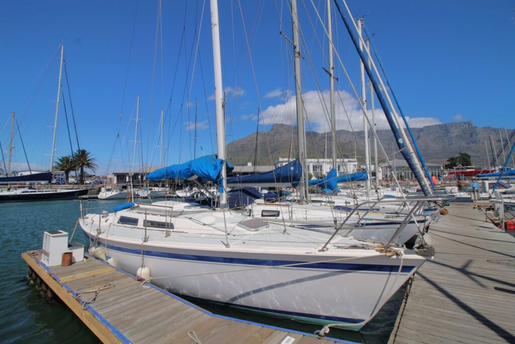 MON34-0557a
