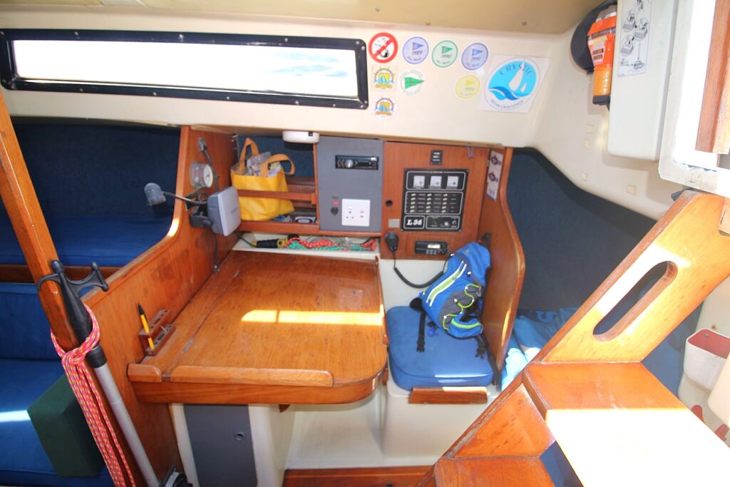 MON34-0557j
