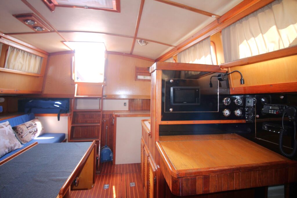 MON37-0556n