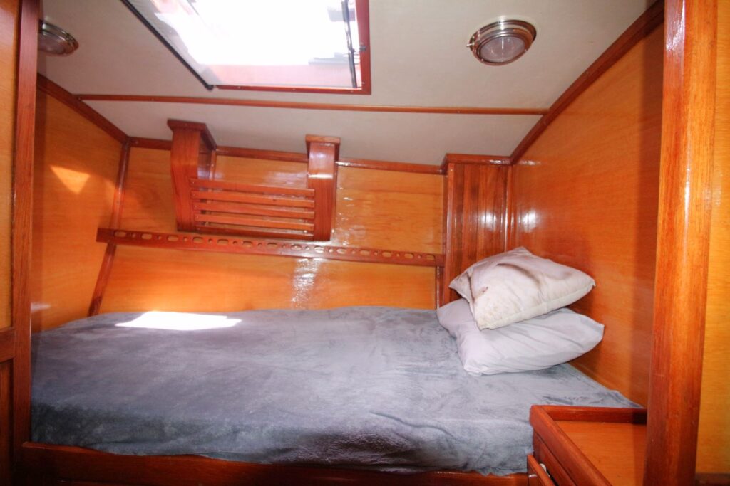 MON37-0556o