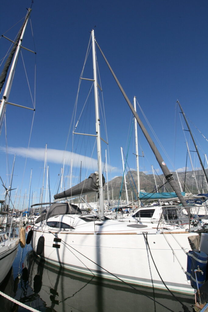 MON39-0524c