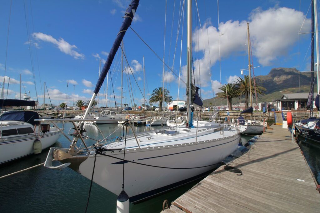 MON43-0553g