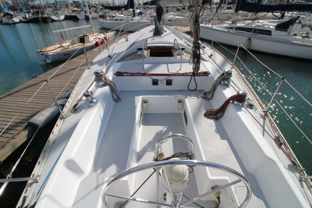 MON43-0553i