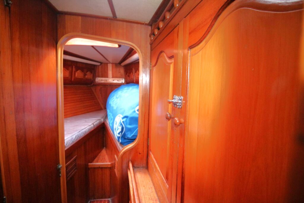 MON43-0553u
