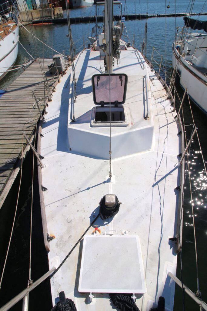 MON43-0555f