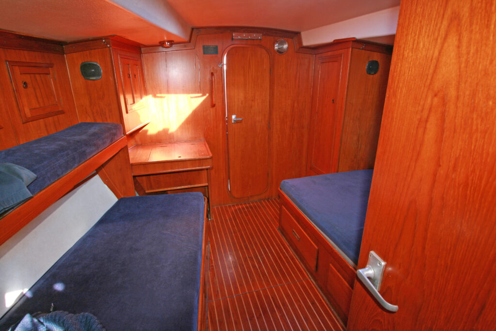 MON53-0545q
