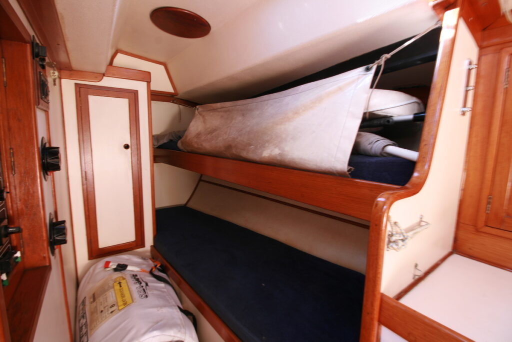 MON53-0545t
