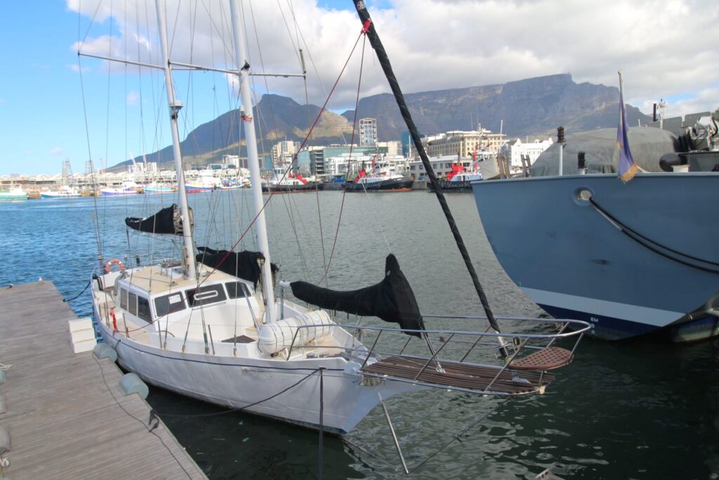 MON60-0554b