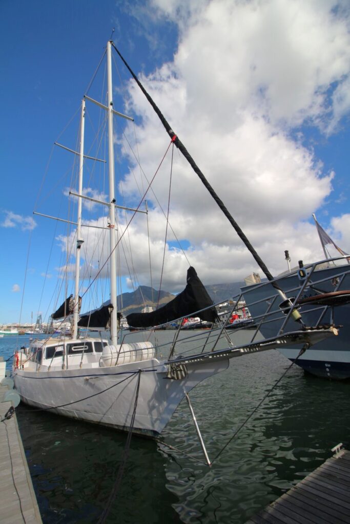 MON60-0554c