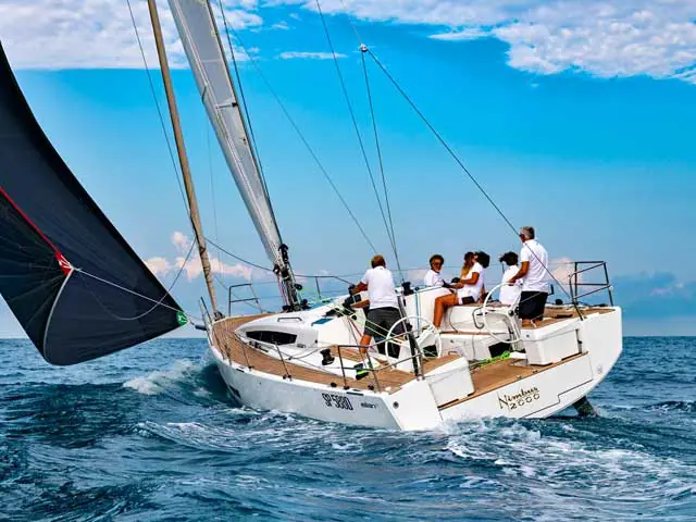 elan-e5-mon40-0334d_big