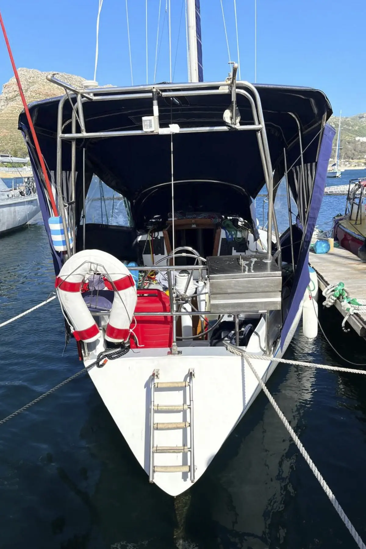 MON33-0592d