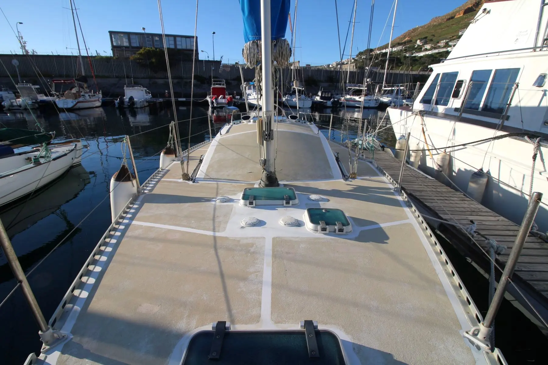 MON34-0589j