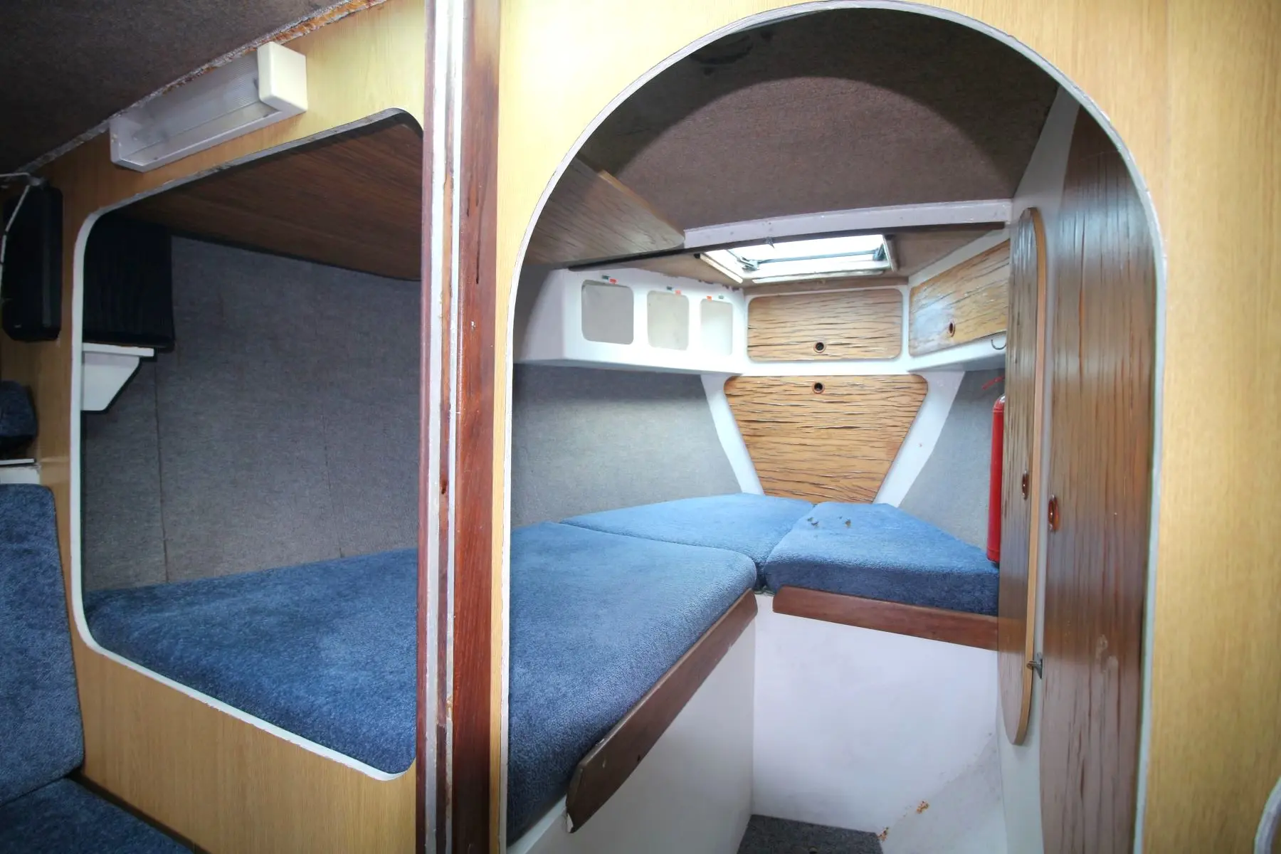 MON34-0589m
