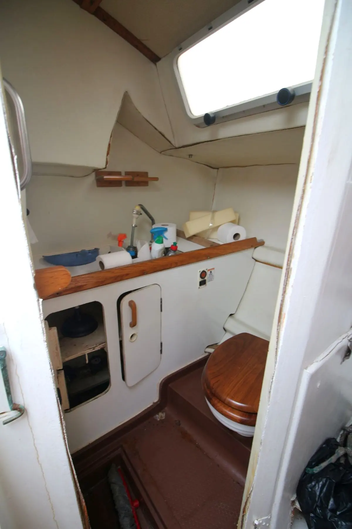 MON36-0596n