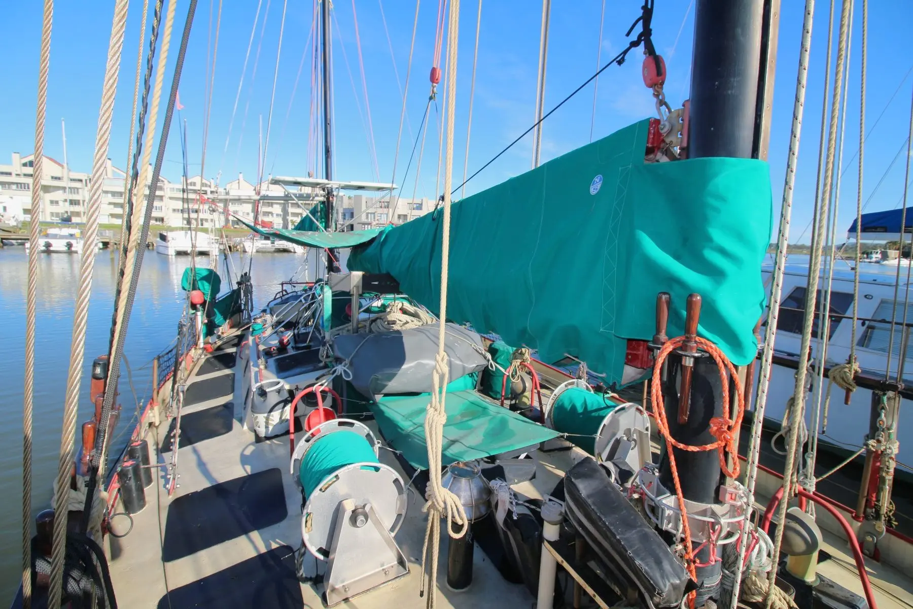 MON43-0587h